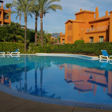 Luxury In Benatalaya Estepona